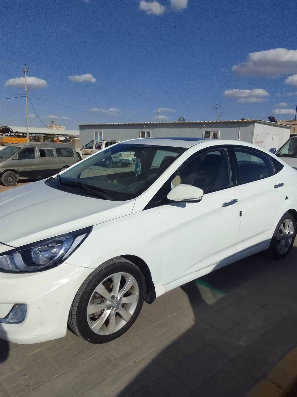 اكسنت ٢٠١٤ فول مكفوله حداديه تبريد مكينه ٢٦٠٠ 
مكان السماوة 
للاستفسار الاتصال على هذا الرقم ***********
