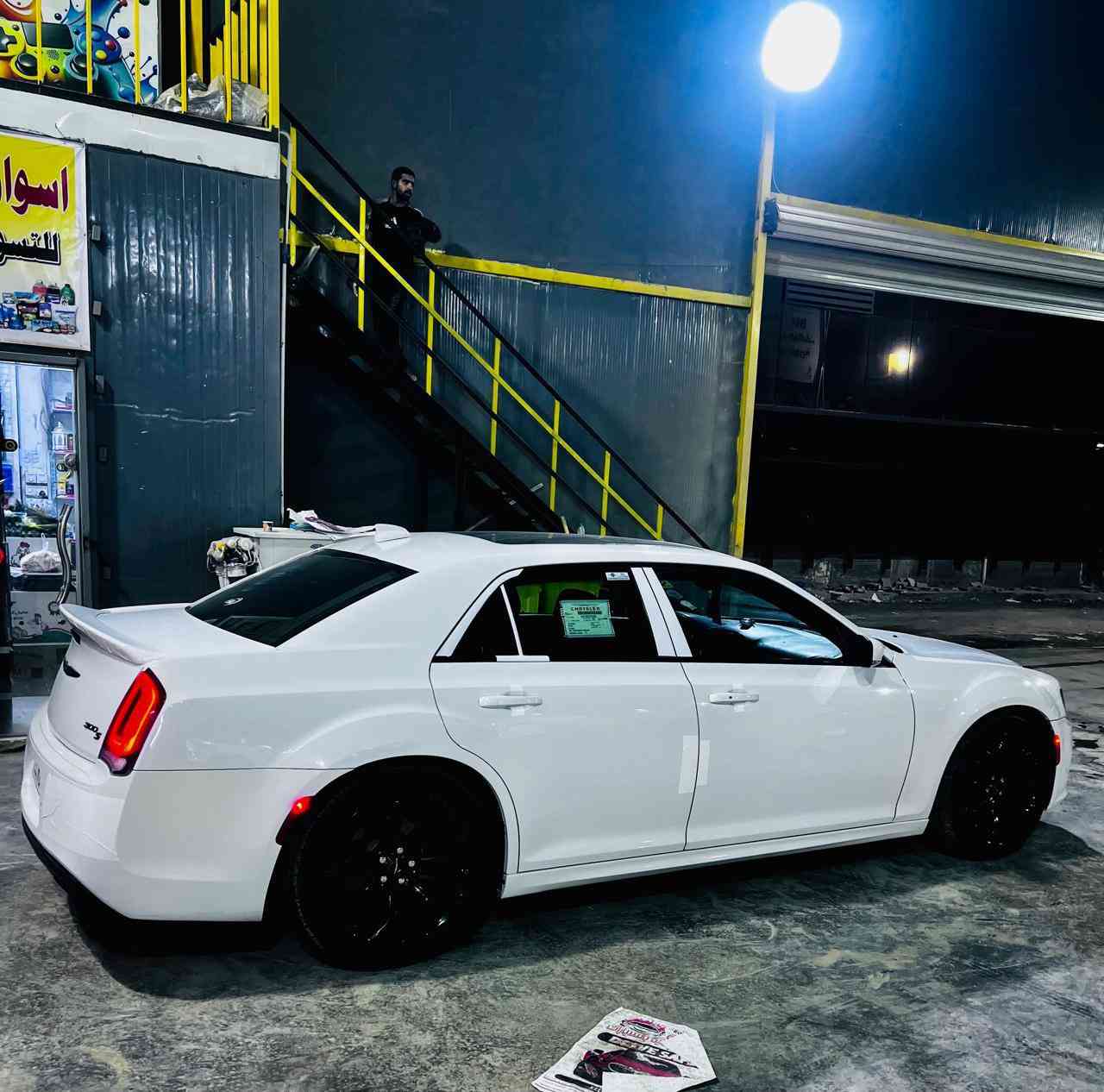 السلام عليكم للبيع فقط موديل 2018 فول مواصفات فئة ال S حادثه موضح بالصور فقط. حادث امريكا السياره. مسويله ادامه كامله رقم بغداد و عنوانه بالحله شارع 60 السعر 215  للاستفسار ***********
