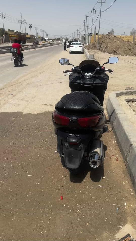 08
ما مفتوحة عمية لايت زنون بيها اوراق مال دخول
السعر 600

‭٠٧٨٤ ١٣٨ ٣٦٩٥‬ اتصال

