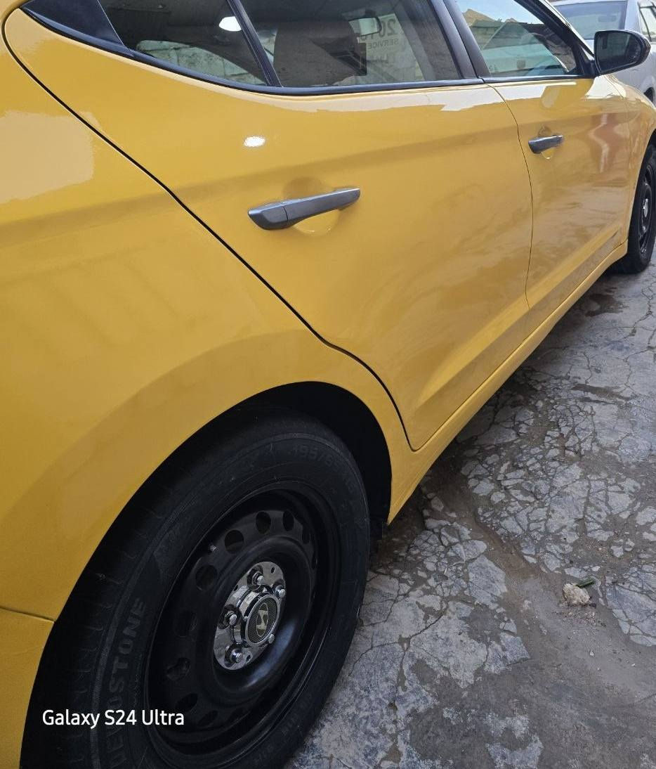 السلام عليكم..انترئ موديل ٢٠١٨ سياره جاهزه مكفوله من ضربه وتبديل من عدئ بخشم جوملغ الأمامي وشويه بلبنيد   مؤشرات ع صور السونار داخل المنشور .. جاهزه من كلشي كير حداديه مكينه تبريد  منضومه غاز السياره مابيها كل نقص .. السعر( ١٢١) وبها مجال. رقم بغداد انكليزي بسمي مكاني ديوانيه الرقم للإستفسار (***********)
