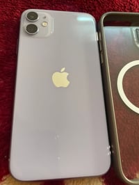 آيفون 11 • ١٢٨ • بطارية ٧٧