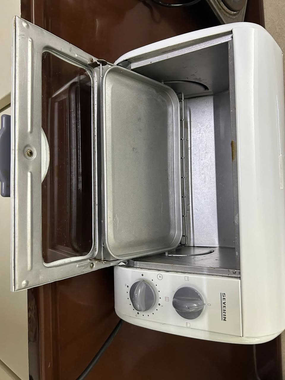 اوفن نظيف جدا
صغير الحجم
السعر ٢٥ 
المكان البنوك
لا يوجد توصيل


**إذا كنت صاحب هذا الإعلان وتريد حذفه لأي سبب، رجاءا أرسل رسالة إلى الدعم الفني**