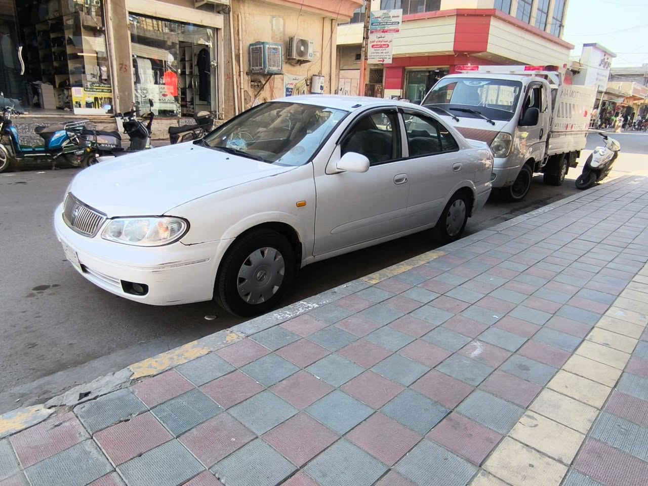 سني موديل ٢٠٠٤
رقم بغداد
كير اوتو
لون ابيض
تخم تايرات جديد راديتر جديد باتري جديد ادامة جديدة للمحرك السيارة بيها طخه بالجاملغ الايسر معدل بارد فقط بدون صبغ سيارة جاهزة من كلشي  متصرف عليه ربع


**إذا كنت صاحب هذا الإعلان وتريد حذفه لأي سبب، رجاءا أرسل رسالة إلى الدعم الفني**