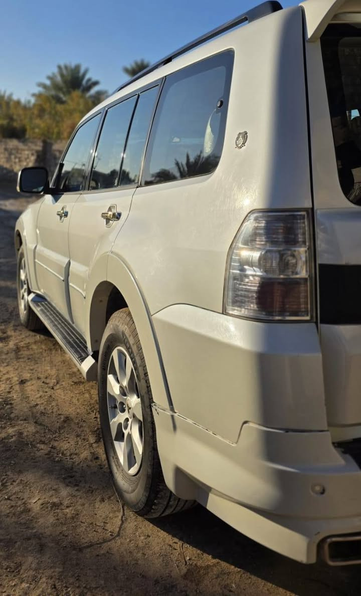 باجيرو ٢٠١٩ رقم بغداد خليجي مكينة ٣٠٠٠
مكفولة ماعدا صبغ شبر خشم الجاملغ الأيسر 
مكينة وكير على الشركة تخم تاير تبريد ٣ قطع ثلج جاهزةمن كل شي السعر  ٢١٠ورقة وبية مجال محجوزة الى مصرف الرافدين استقطاع مباشر باقي ٦ أشهر  وتصير حرة
*********** /
***********
