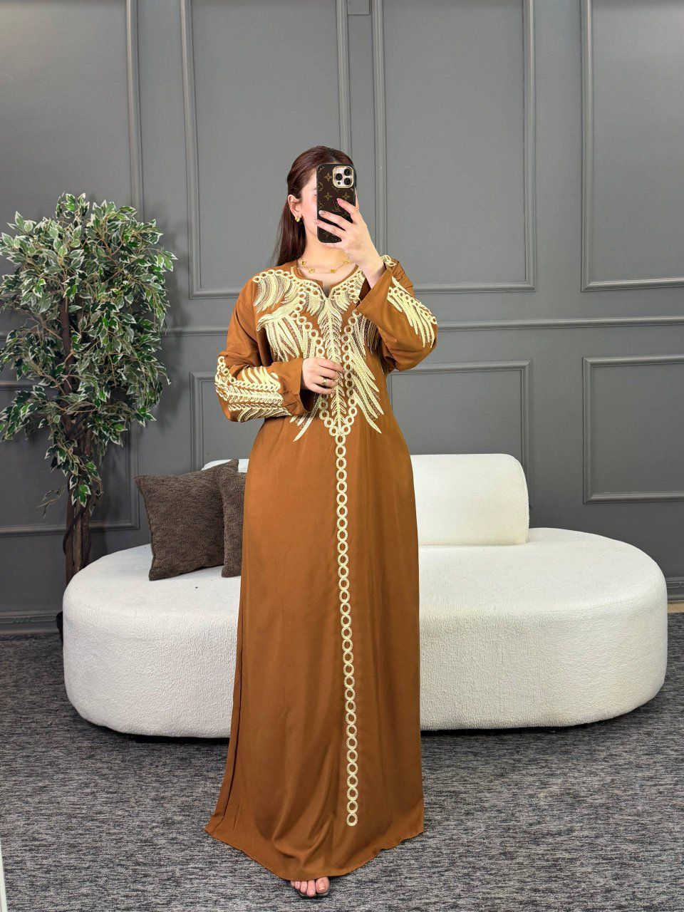 دشداشة نسائي
خامة كشمير  مصري تطريز  
 يلبس من وزن 40 لحد وزن 100 كيلوو
السعر خاص 
توصيل جميع المحافظات


**إذا كنت صاحب هذا الإعلان وتريد حذفه لأي سبب، رجاءا أرسل رسالة إلى الدعم الفني**