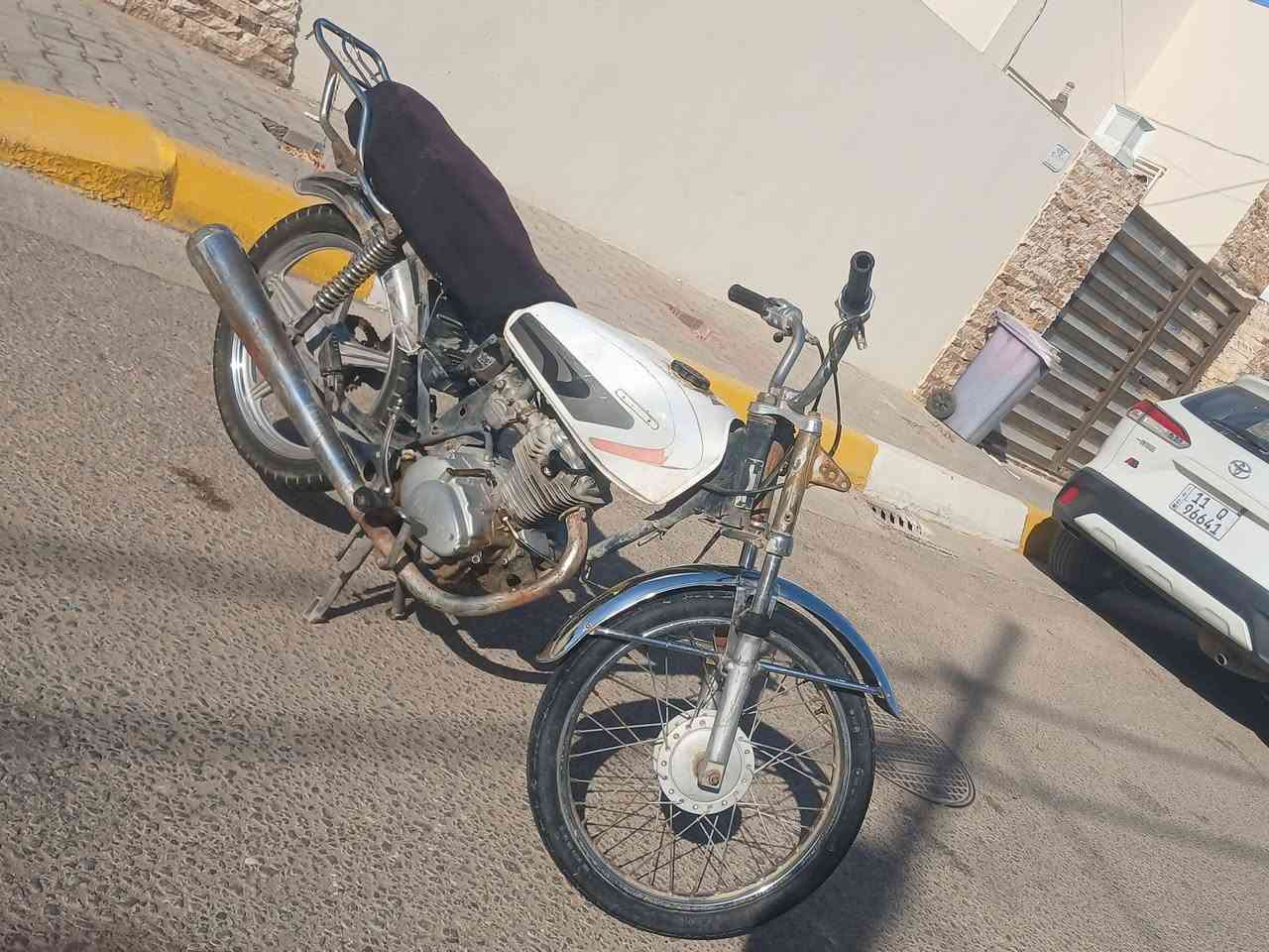 دراجة نوع اربعه كير لون ابيض السعر  (100) وبيها مجال للطيبين.   (للستفسار خاص )


**إذا كنت صاحب هذا الإعلان وتريد حذفه لأي سبب، رجاءا أرسل رسالة إلى الدعم الفني**