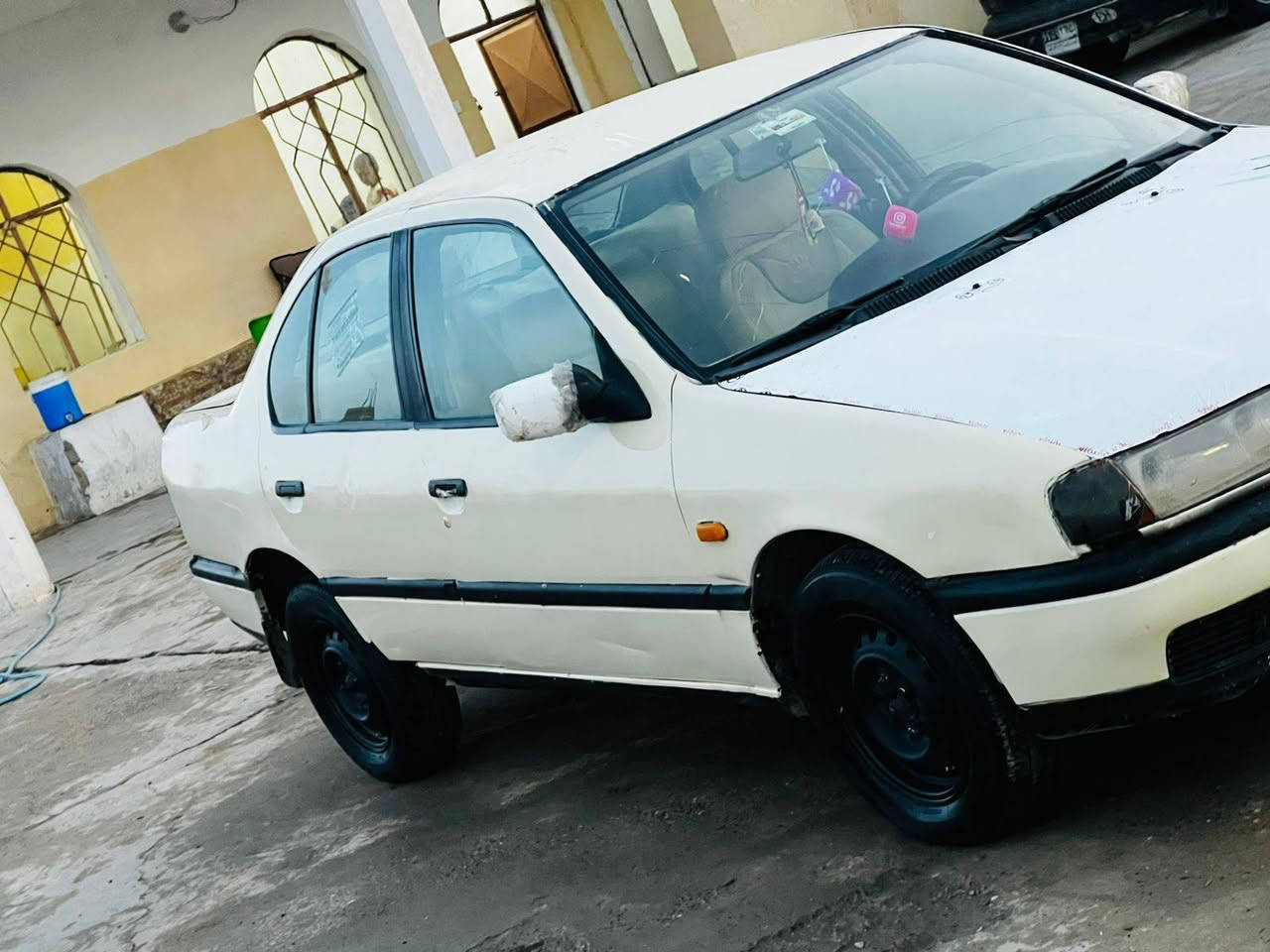 السلام عليكم ابراهيميرا للبيع الحجم 20 رقم كركوك الماني شرطه تحويل صدر جديد ترى جددس اربع سماعات مكان السياره بيجي معرض القيسي السعر 25 وبيها مجال شيء قليل ترهم مراوس حسب القناعه الاستفسار الرقم ***********
