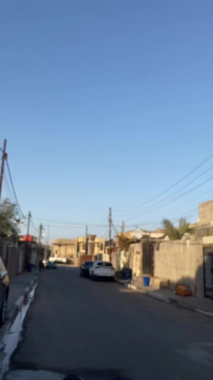 السلام عليكم شباب دراجه للبيع ماكس مضلع المكينه كفاله برغي مامفتوح بلمكينه الشاصي نضيف كفاله عامه من سرقه من العشائر المكان"البصرة قرب مستشفى العسكري السعر "400الرقم الهاتف***********
