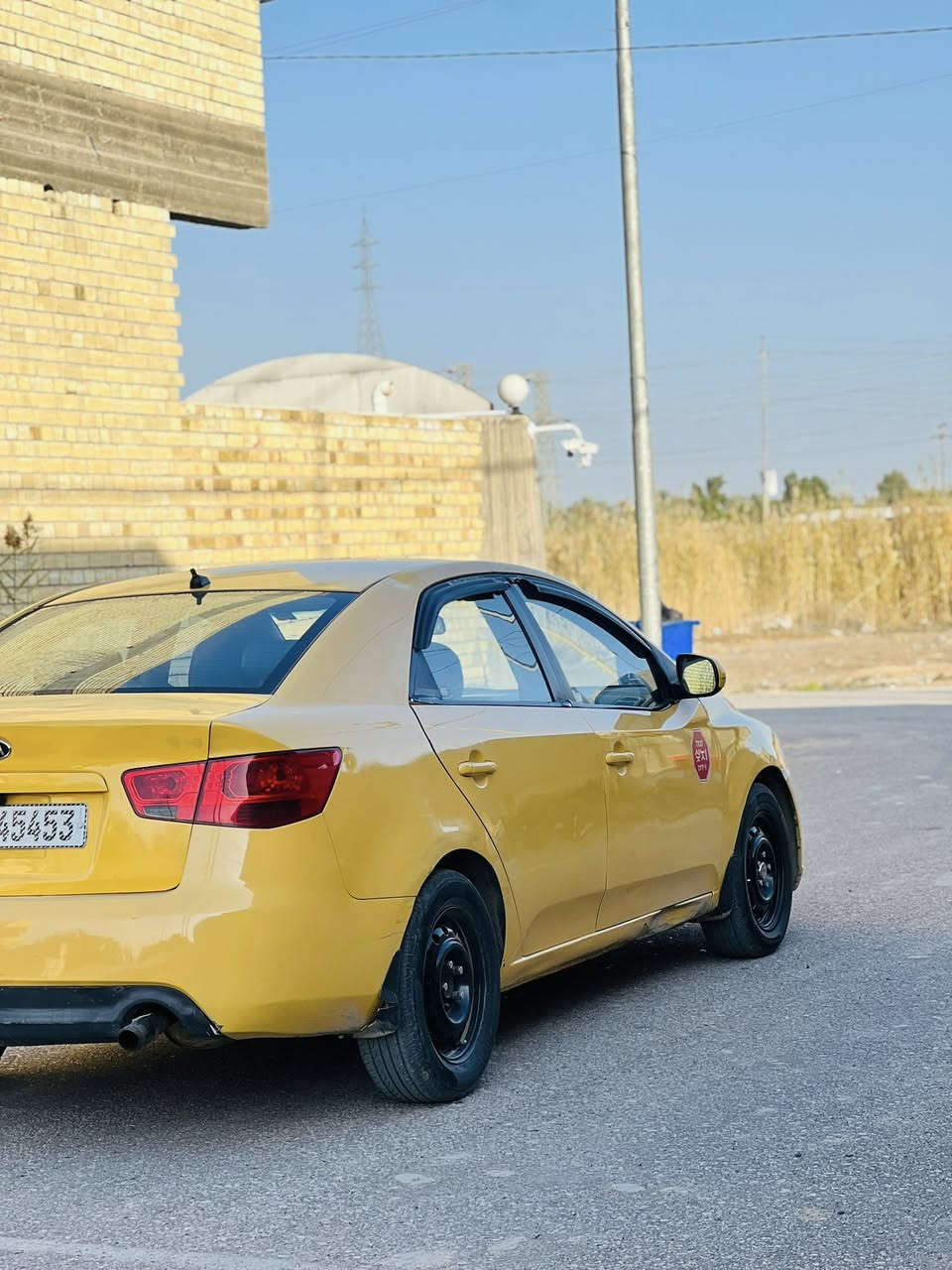 سلام عليكم فورتي 2010كير ومحرك وحداديه كفاله تخم تاير جديد مال جناي جاهزه الاخير تبريد تدفئه كله شغال مكينه2000دوش سنويه ال2030رقم بغداد انكليزي ضرر جاملغ امامي 
السعر78وبيها مجال 
الاتصال***********
مامتواجد بلخاص 👆👆
مواصفات السياره 
نص فول غني عن التعريف
