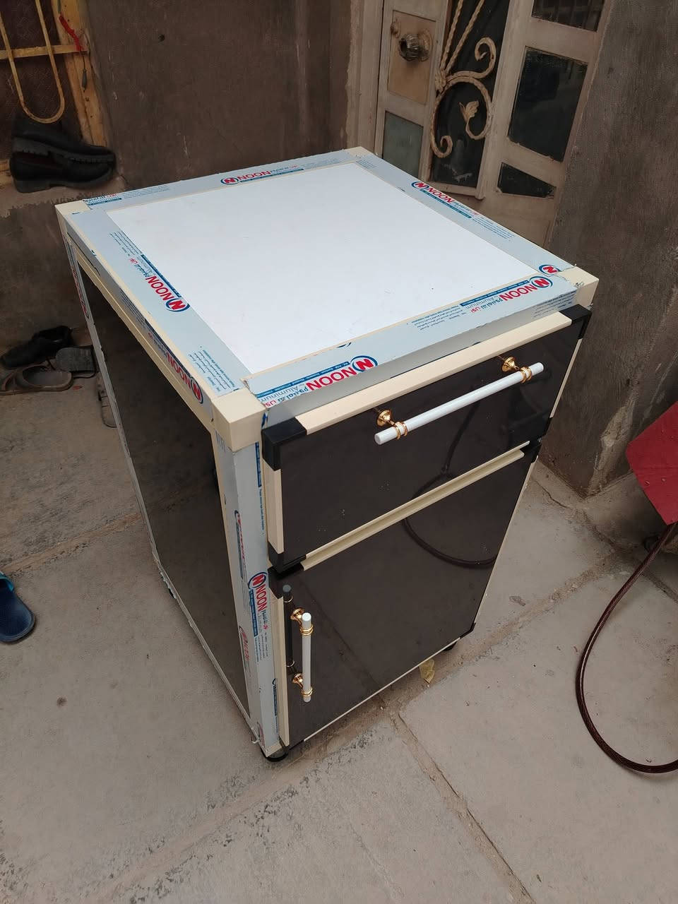 السلام عليكم ميز جديد تسكام درجه اولئ شغل ٤ ملم
ارتفاعه متر وعرضه ٥٥ وعمقه ٥٥
سعره ٧٠ الف
مكاني ديوانيه قرب مدرسه الخلاني ***********
