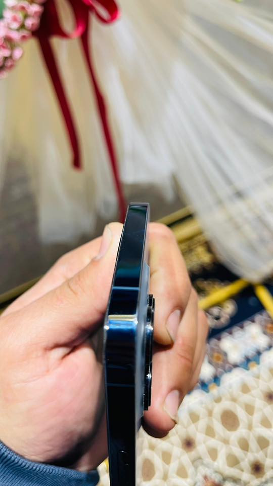 السلام عليكم عندي جهاز أيفون ١٣برو ماكس ذاكره ٢٥٦ للبيع السعر ٦٥٠وبي مجال بطاريه ٨١المكان بابل ***********
