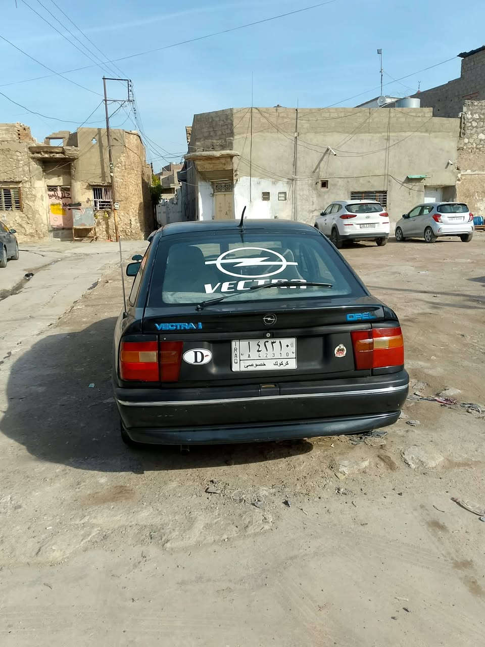 للبيع اوبل فيكترا مشروع وطني 2028 موديل 91 بي كبون   بنزين محرك كير شرت كير عادي كهربائيه كلت شغال سدر جديد تايرات جديد قفل مركزي سقف اسليت شرت تحويل وكاله سعر 32 مكاني كركوك  ***********
