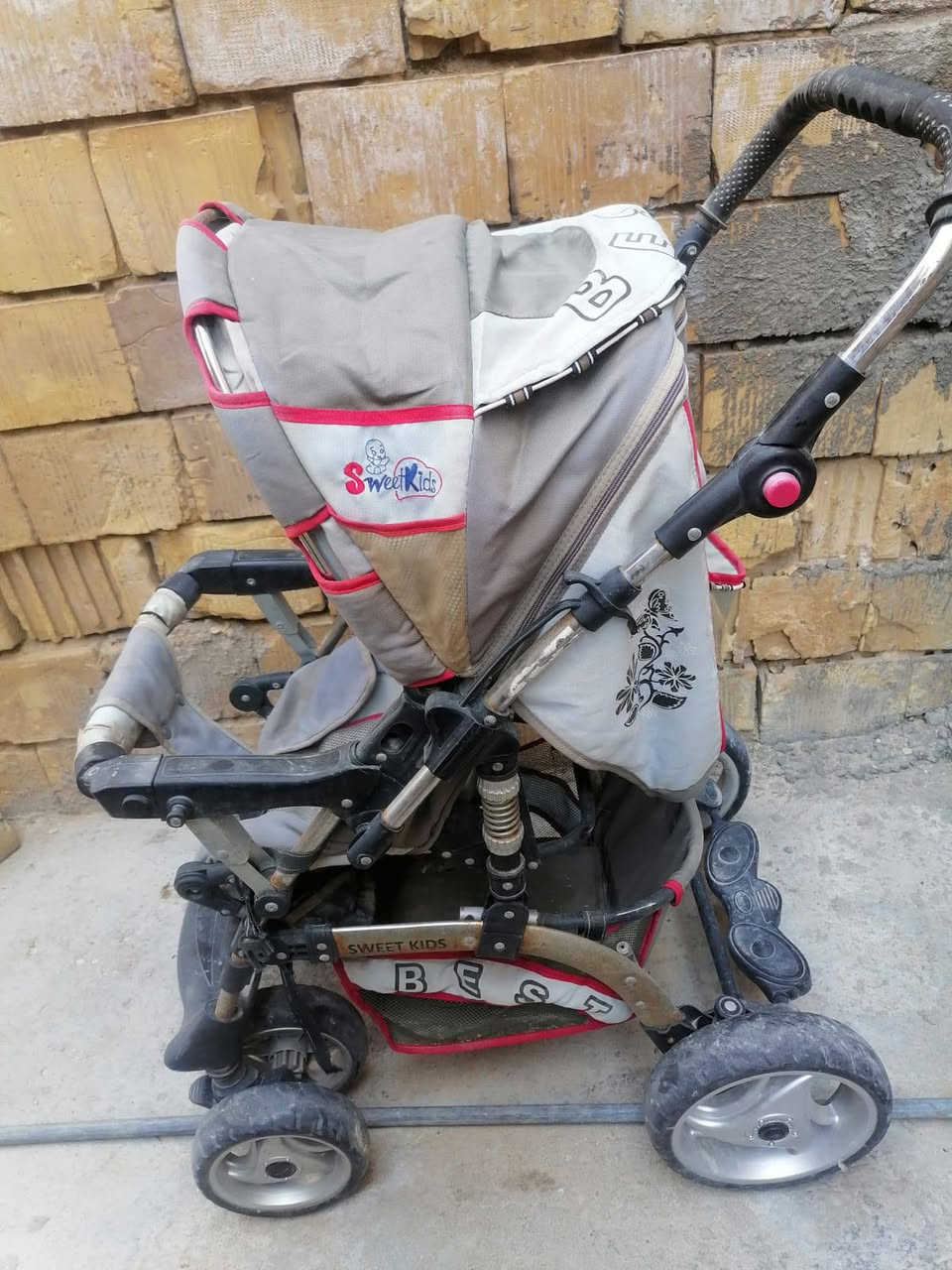عربانه اطفال سعر 80 وبيها مجال
العنوان ديوانيه حي العسكري قرب هايبر الوارث 
تواصل واتساب ***********

