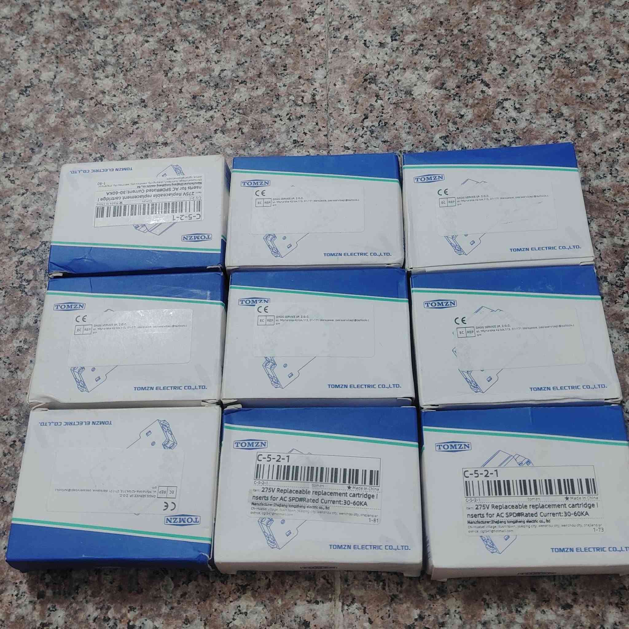 هذني قطع ٩ يعرفهم يدفع سعر وخذهن


**إذا كنت صاحب هذا الإعلان وتريد حذفه لأي سبب، رجاءا أرسل رسالة إلى الدعم الفني**
