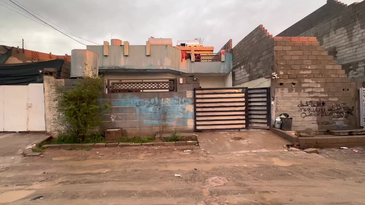 سلام عليكم 
دار زراعي 
مساحه 200متر قاطين
مثل ملتشوفون
الدار كلش مرتب ونضيف فول 
سيراميك
 موقع كركوك
حي بدر فرع الثاني من التجاري شارع خدمات ابو كرار
  الدر مرتب كلش ونضيف
السعر90 بي مجال بسيط

مستعدون لي عروض دوركم كافه مناطق كركوك 
كل الي عليك تتواصل ويانا واترك الباقي علينا
يوجد لدينا عروض مميزه  فقط تواصل معانا وانطيك شي اليناسب طلبك

للاتصال ***********
