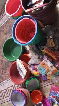 غراض بلاستك • حبل ملابس • مقصات