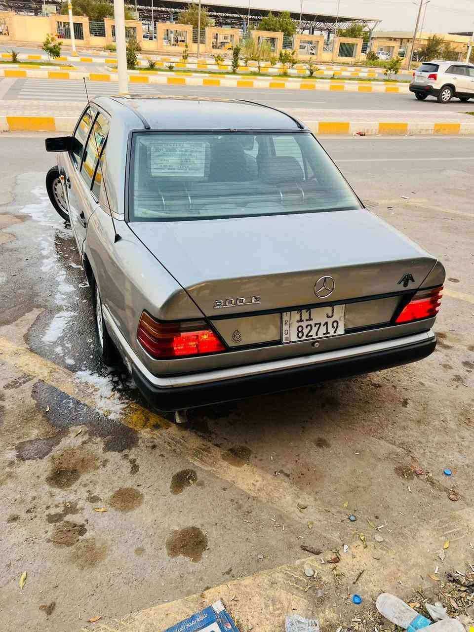 مارسدس دب 300Eموديل 1988محدثه 91 رقم بغداد انكليزي بسمي تحويل ثاني يوم سنويه ل 28 مكفوله كص ونقل جثه والعيب شرعي والضربه والخياس صبغ جماليه فقط جاهزه كير مكينه 2ونص ديلكو حداديه تبريد تخم تاير صارله سبوع من شاده قواعد دبلات وشواصي ع بلاد حساسات خلفيه جام 4كهربائي السعر 60وبيها مجال مكاني ناصريه مركز ***********
