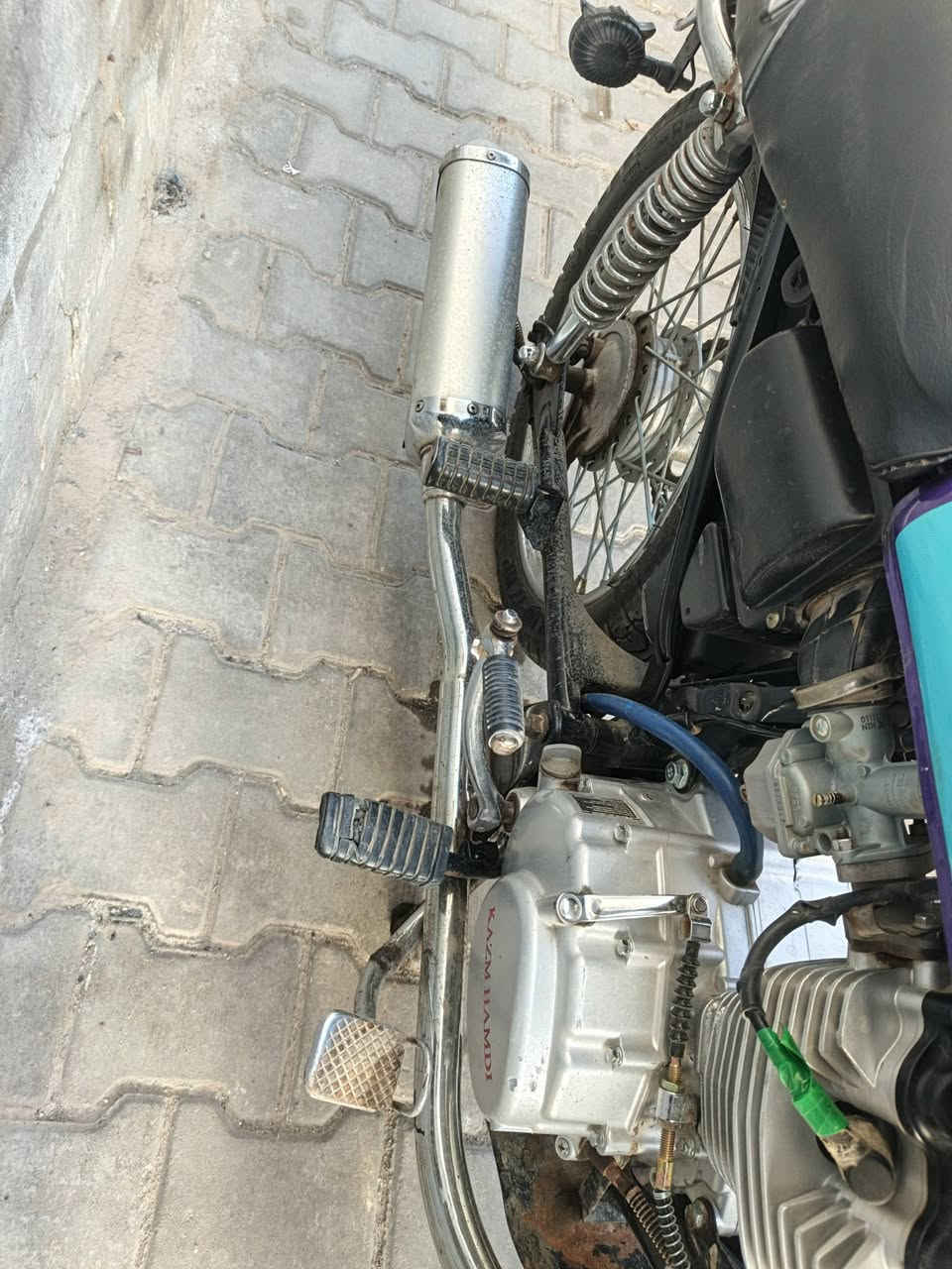 السلام عليكم شباب صالنصه رياضي اربعه كير +دبلات جدد للبيع للاستفسار التواصل على هذا الرقم موجود واتساب وخط ***********
