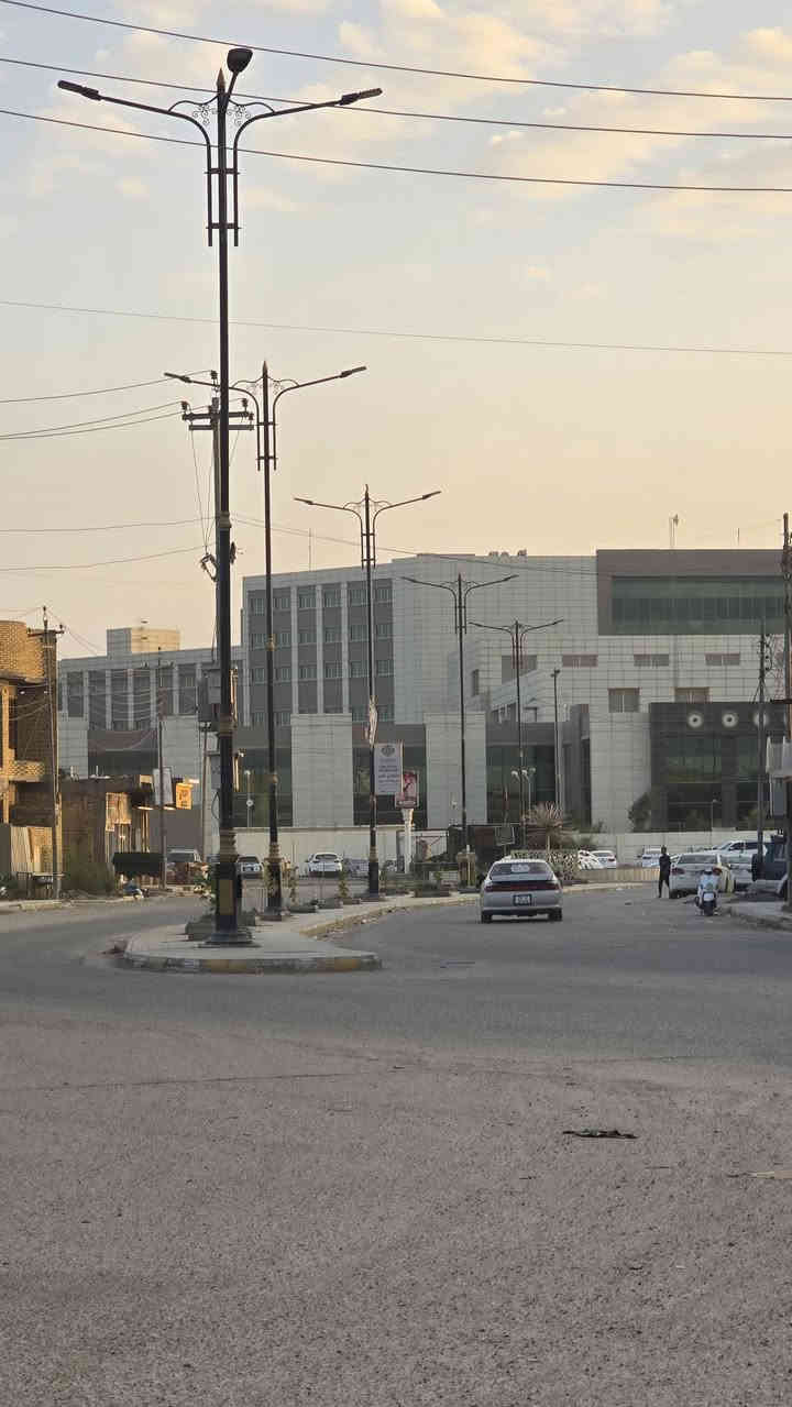 قطعه طابوا اسهم للبيع المساحه 292 تبعد 300 متر عن مستشفى التركي شارعها 10 متر ***********
