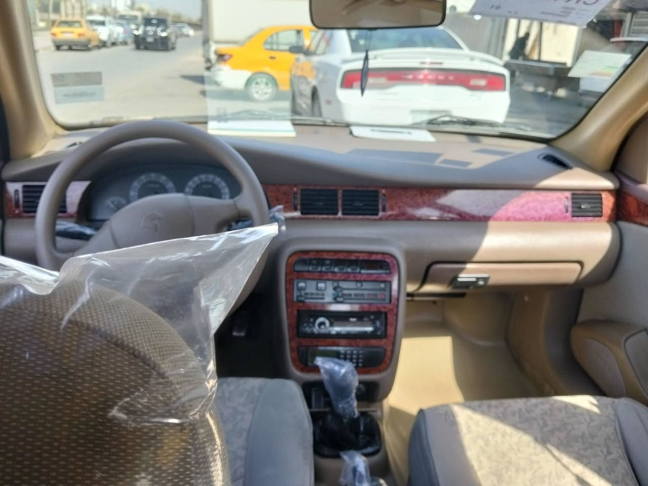 السلام عليكم 
سمند موديل 11 وضع شركه الرقام انكليزي بغداد السياره جاهزه كل نقص ما بيها
مصفره هيئه وغرامات 
السعر 49 
المكان بغداد جميلة 
الهاتف ***********
