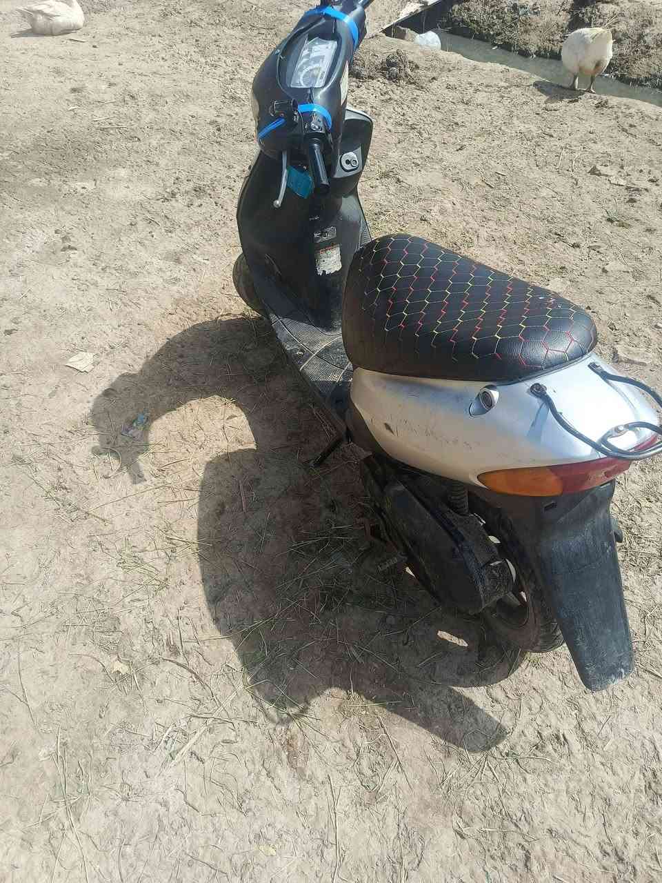 السلام عليكم دراجه للبيع مكينه شلعه ومعدل دراجه سلف هندر لايت كهربايات كامله مكمله مفتوحه مره وحده سعر 150وبيه مجال مكلف بنشر هاذ رقم راعيه ***********
