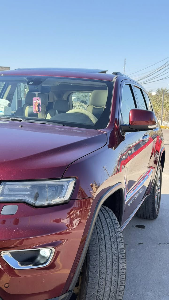 السلام عليكم شباب 😍
اجدد وانظف  جيب بموديلها لمتدد 2017 ✅     
  خليجي💪 
وكاله جديده لوك 🇺🇸 مال جناي حصرآ
ماشيه 78 الف

بيها بارد باب الصدر ميبين اصلاً والباقي مكفول كفاله عامه حته الدعاميات من الحادث والصبغ   والكير والمكينه والاكسل والفورويل ممفتوح برغي بيهن السياره جديده بمعنئ الكلمة كارتون مال جناي  
 فول مواصفات ١/١   لمتدد  3 شاشات عمل
 نظام  النقطه العمياء
نظام اطفاء المحرك وتشغيله اوتو 
حجم المحرك 3600
فور ويل 4/4 ماوس  
دبل سلايت بانوراما 
تشغيل عن بعد 
شاشه جبيره 
شفتات ستيرن 
جنطه كهربائي شفط 
دبل كزوز خلفي 
حساسات اماميه + خلفية 
سستم صوت 12 سماعة 
دمامي خلفي بلصندوك
اوتو بارك مساعد اصطفاف
قطعتين تبريد ثلج 
كشن خزن ميموري 3 وضعيات
 مقاعد جلد اصليه  بيجي  
 كهرباء (تدفئة+تبريد) 
 كشن خلفية تدفئه
تدفئه بلاستيرن  
مري  شفط 
مري قلاب ويه ال R
يدات ستيل اصل 
الداخل صاج ملكي   
 نظام_خرائط(نظام ملاحة)_Navigatio
 كامرة خلفية دوارة اصلية
 استيرن كهرباء +  تدفئة
 فول تحكم استيرن (جهتين امامي + جهتين خلفي) 
 ناقل حركة ٨ نمر
 نظام سبورت s
 نضام اقتصادي
 مري _جانبي_تدفئة مرايا_جانبية_حساسة_للضباب_تعمل_
تلقائياً + اشارة بالمري 
 لايت عدسة زينون يصعد وينزل ويه الستيرن 
كشافات زنون 
زراكات لايت  
ويل نجمه  
صدر جديد  باتري جديد تخم تاير جديد 
الاسبير المقدس منازل 😂 مال وكاله 
كتلوكات الشركه وياها  
بصمات 2 مال شركه 
السياره جديده بمعنئ الكلمه ولا كلوب مشتغل بلدشبول 
رقم بغداد الدولي الجديد تحويل مباشر 

ملاحضه / السونار موجود بآخر صوره فقط البارد الي ذكرته باب الصدر ميبين اصلاً والباقي مكفول كفاله عاااامه من الصبغ والتبديل
    
السعر 280 ورقه  وبيه مجال للطيبين 
للاستفسار / ***********
***********
