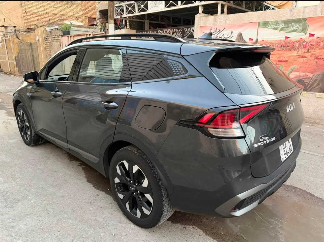السلام عليكم
كيا سبورتج 2024 ( X-line ) 
فول فول مواصفات  وارد امريكي حاث مرفق بصور فقط بنيد تبدل ونصبغ وجاملغ بارد بدون صبغ 

*السياره بيه قطعتين رش كلير من امريكا. جاملغ سايق وباب سايق 

 رقم بغداد وبأسمي 
السعر 183  وبيه مجال كلش قليل 

الفئه : X-line
المحرك :  ٢٥٠٠  ( GDI 
الگير : ٨ نمر
بنوراما
بصمه تشغيل-صندوق-ابواب
صندوق كهرباء
شاشه كبيره على طول الدشبول
انظمه قياده نورمال-سبورت-سمارت-ثلجي
كشنات جلد لون اسود
كرسي السائق تحكم كهربائي
شحن وايرلس
هند بريك بصمه
كامرا خلفيه
رادار امامي خلفي جانبي نقط عمياء
تحديد مسار ذكي
اشاره في المرايا الجانبيه
تشغيل عن بعد
تحكم ستيرن فول مواصفات 
اوتو هولد
اوتو ستوب
نظام ترحيب
تبريد قطعتين
مانع انزلاق
نزول منحدرات
نظام فحص ضغط الاطارات
نظام abs
تدفئه كشنات
قياده آليه ذكيه
كروز سرعه
سستم صوت هارمن
شاشه لمس متغيره لتحكم التبريد او الميديا
منافذ تايب سي عدد ٣ مع ٢ في الكشنات
اضواء ترحيب عند الاقتراب مع ترحيب داخلي عند الصعود او المغادره
كيجات الكترونيه متغيره حسب الوضعيات
تطعيم الدواخل المنيوم
شحن هاتف وايرلس
الاناره الداخليه LED
ماسحه خلفيه
كاميره دواره
مكاني بغداد مدينه الصدر 
للستفسار ***********
***********

