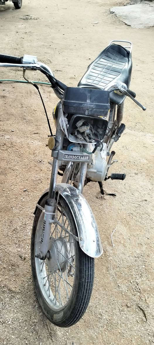 ارشا للبيع موديل 2021 صولي أوراق اصلي بسمي تخدم تاير خلفي جديد 
سعر 375 
العنوان خلف جامعة العميد  ***********
