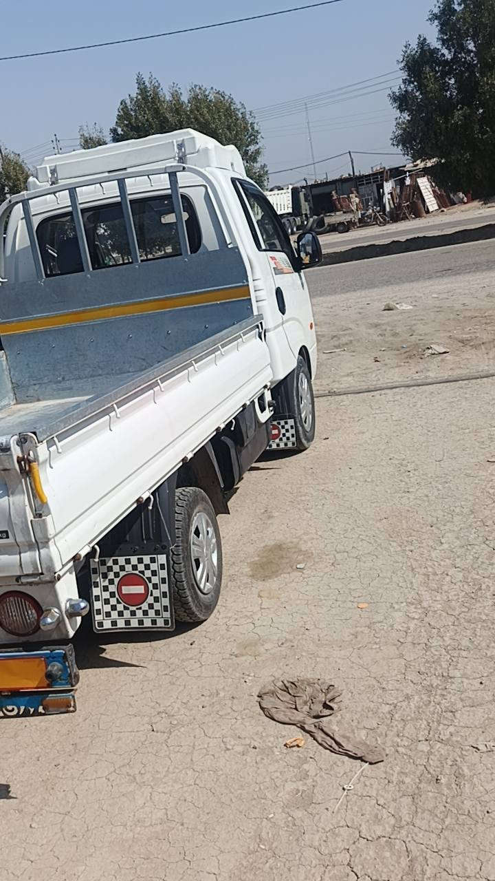 السلام عليكم مسكر 2018فول وربع كفاله عامه سياره جاهزه من كلشي كفاله عامه من مكينه وحداديه وتايرات  سياره مال جناي السعر135وبيه مجال بسيط ***********
