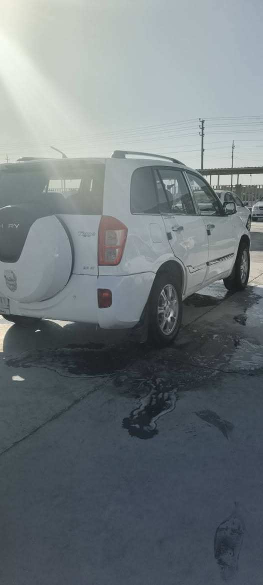 يالله تيكو ٢٠١٤ كير ميكانيكي كير ومكينه مكفولات السياره مكفوله من الضربه والتبديل برغي ممفتوح بيه بس بيه رشات صبغ تلكيط خياسات  السياره ماشيه ١٤٨ صدر خلفي امامي منفوضه نفض السياره جاهزه من كلشي ربع متصرف عليه السياره احله من الصور  عنوان السياره كوت السعر ٦٣ وبيه مجال للتواصل ***********
