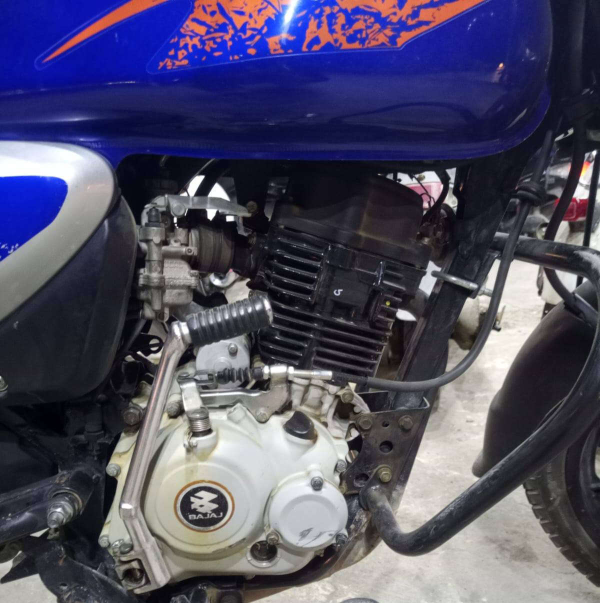 سلام عليكم 
دراجه بوكسر للبيع موديل 2023
مرقّم تحويل ثاني يوم 
مكاني بغداد حي العامل 
الدراجه كامله مكمله كفالة بدون نقص 
شادلهه مكينه زيروو
السعر خاص 
الرقم ***********للتواصل اتصل فقط
مكلف بلنشر الموشراي اعبرالمنشور لتعبني
