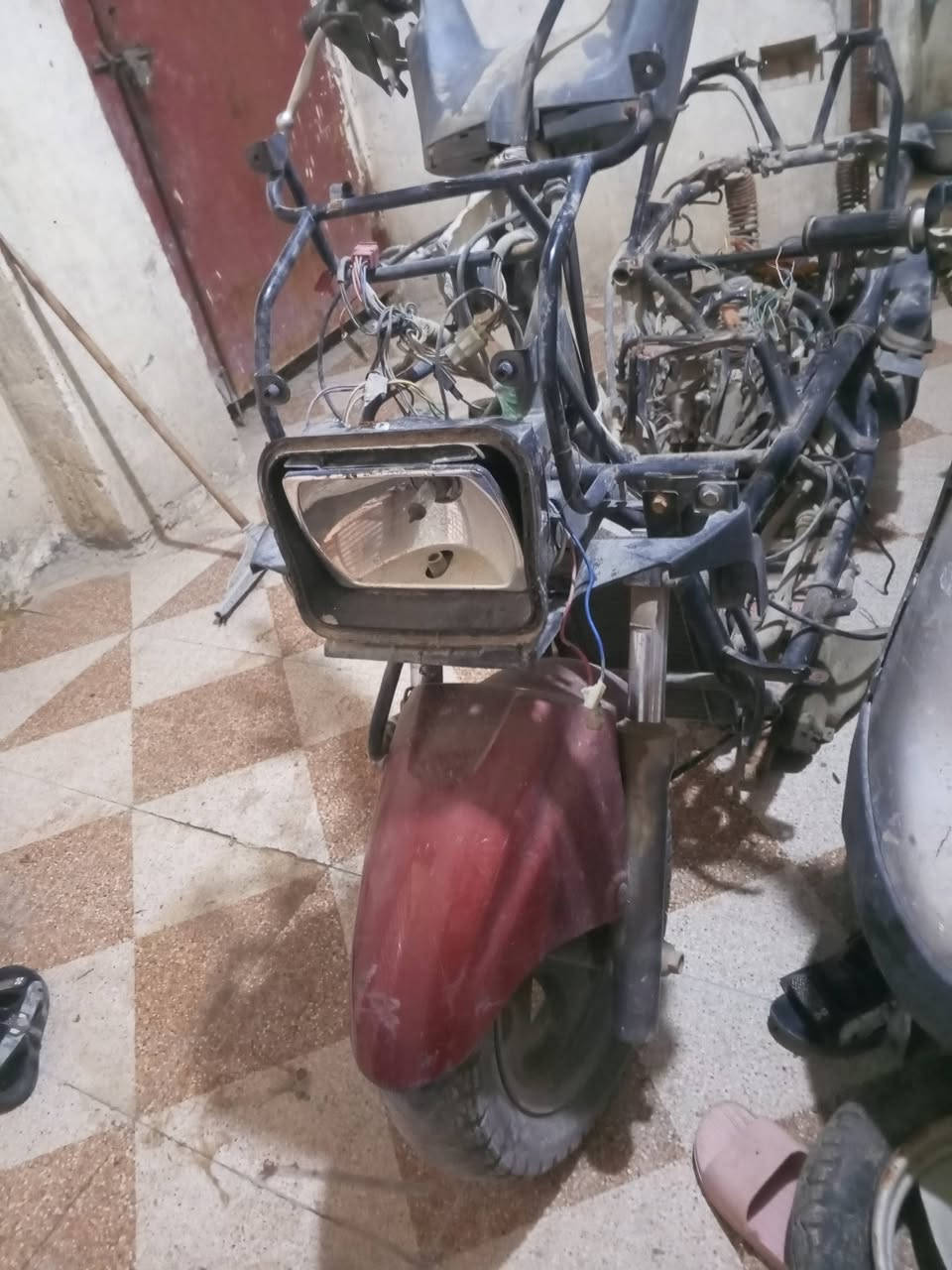 أبيع كوم حديد بس محرك شغال الله شاهد ‏‪***********‬‏
