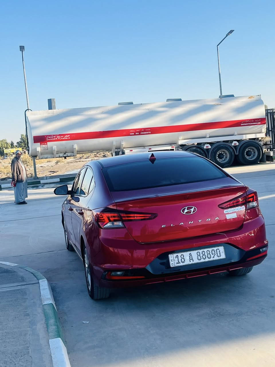 النترا مديل ٢٠٢٠وارد أمريكي مكينه ٢٠٠٠دوش مكينه مامفتوحه جاهزه سياره مكينه كير حداديه تبريد جدد تخم تاير بأسمي بيه قطعتين   جاملغ وبنيد سونار بيه السعر ١٣٣وبيه مجال مكان النجف العباسيه 
***********
