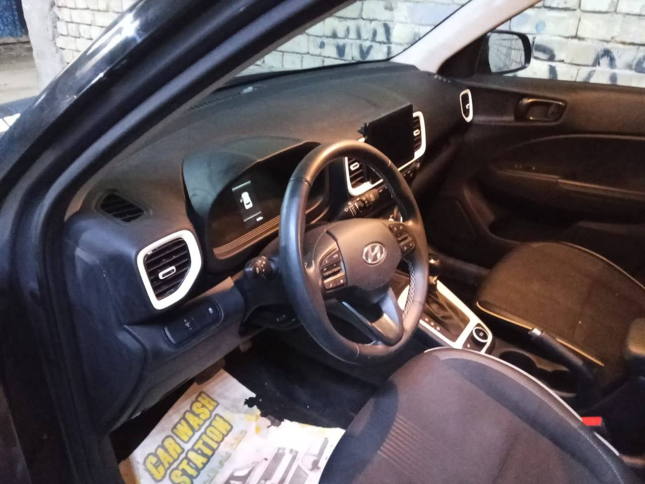 فينا موديل ٢٠٢٥ دخول جديد  معمره وكامله ماشيه ٩ الف  منفيس  بسمي
صبغ جاملغ وجنطه  السعر ١٢٥ وبيها مجال  بغداد حي اور  
***********
***********
