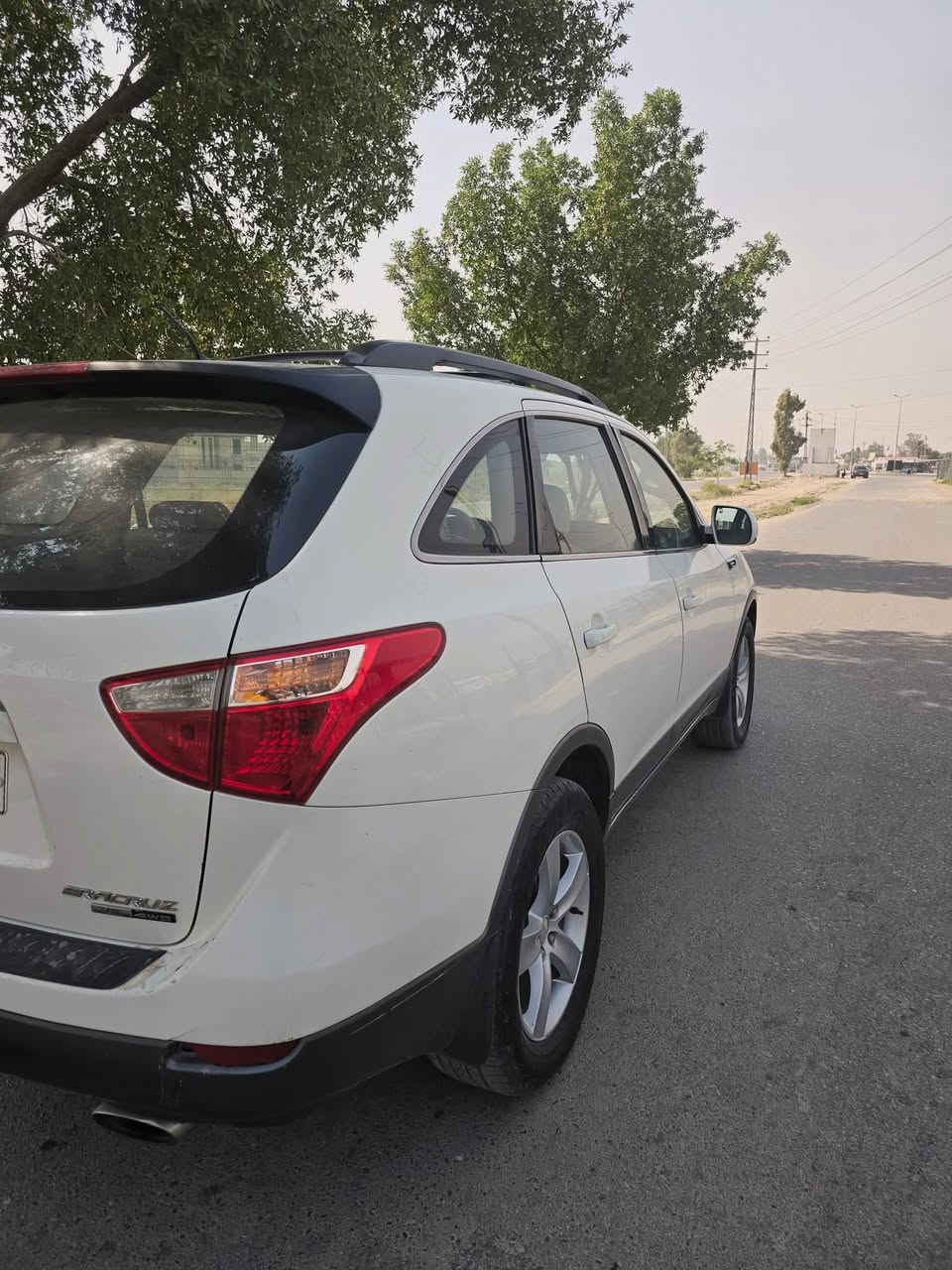 هونداي فيركروز ٢٠٠٨ السعر ١٠٥ كلش حلوه وجديده 
رقم بغداد الدولي بأسمي
 سنويه جديده
 هزه جديده
  التحويل او وكاله 
 جنطه وكشنات عادي
 تبريد 4قطع 
كشنات جلد 
السياره بدون اي حادث
 بيها بارد نص قطعه  
محرك جديد 
وكير جديد 
حاديه جديده 
تخم تاير
 سياره جاهزه كلشي ماعايزه السياره وارد خليجي  وسياره احلى من الصور مكان السياره واسط العزيزية 
***********
***********
