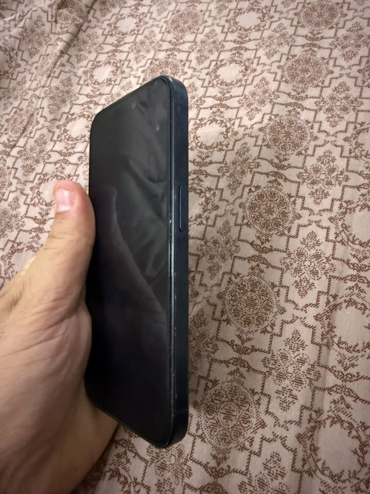 ايفون 15 پرو صغير دبل سيم zaa 128
بطاريه 87 بلادي جهاز ممفتوح شرط النظافه 

*********** 
سعر 800 الف مراوسه حسب قناعه  شراي راسلني واتس اب او خابرني
