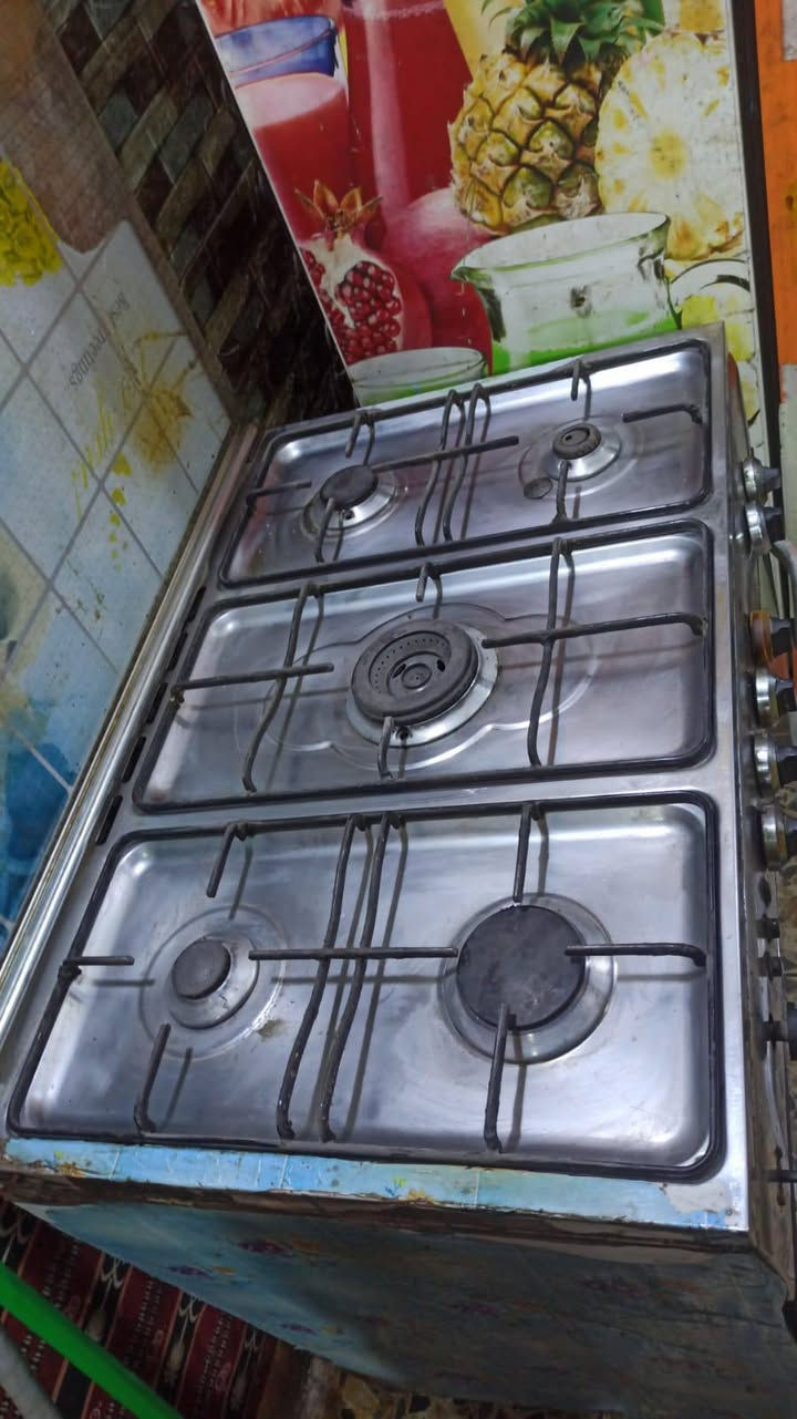 طباخ اخو جديد شغال كامل فرن وعيون ع لفحص للبيع لسعر130لمكان الجاير


**إذا كنت صاحب هذا الإعلان وتريد حذفه لأي سبب، رجاءا أرسل رسالة إلى الدعم الفني**