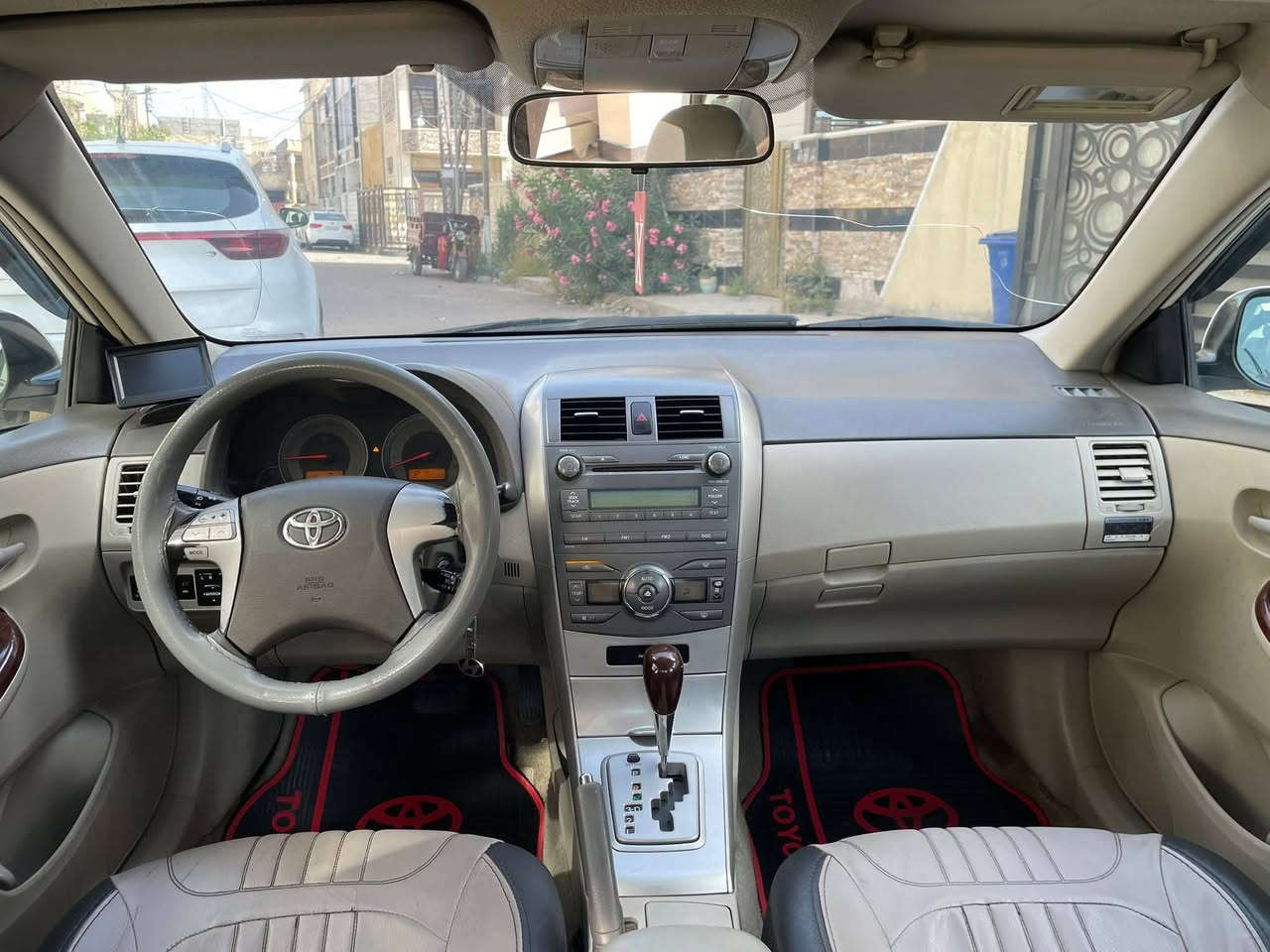 السلام عليكم
كورلا ٢٠٠٩ فطيم خليجي  مكينه ١٨٠٠ بيها صبغ بحافت الجاملغ والباقي كفاله السياره جاهزه من كل النواحي فول مواصفات تحكم ستيرن  سلايت مري شفط تبريد بيانو  حساسات خلفيه كامره كشنات جلد  مكان السياره بغداد حي الجهاد *********** *********** السعر ١٢٣ ورقه وبيها مجال بسيط 
ملاحظه (الي يدور جديد هاي سياره جديده )
