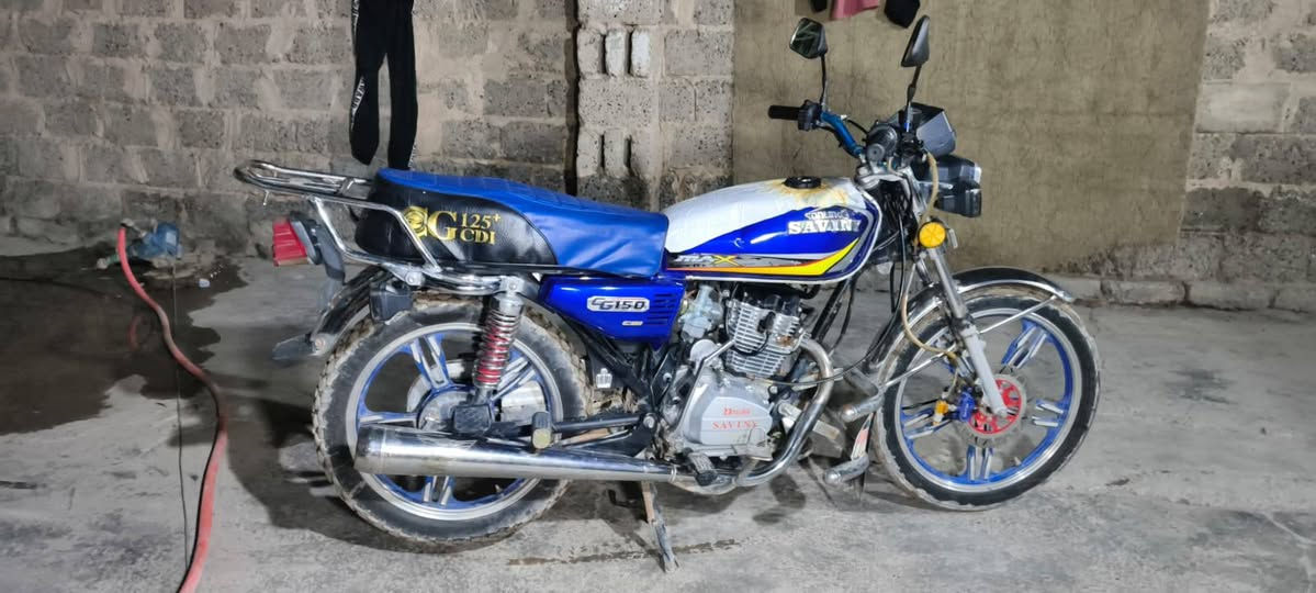 اسلام عليكم اخوان عندي دراجة للبيع موديل 2022مفتوحة بس الدراجة نضيفة ونشطة السعر450وبيهة مجال


**إذا كنت صاحب هذا الإعلان وتريد حذفه لأي سبب، رجاءا أرسل رسالة إلى الدعم الفني**