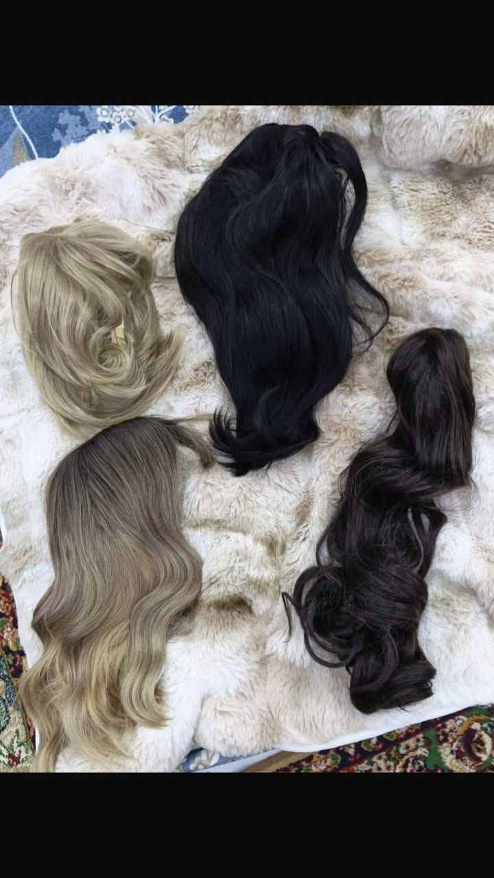 مرحبا عندي مجموعة باروكات ابيعهم كامل من شي ان متوفر توصيل لكل محافظات 3,000 الي تريدهم تتواصل من خاص✅🤍


**إذا كنت صاحب هذا الإعلان وتريد حذفه لأي سبب، رجاءا أرسل رسالة إلى الدعم الفني**