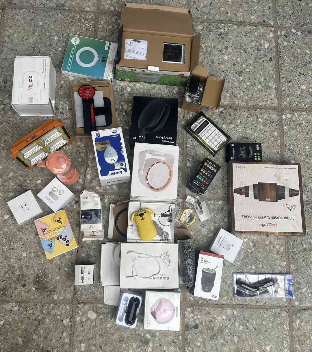 غراض امزون للبيع الراغب بالشراء التواصل ع خاص او  ع واتساب ***********
