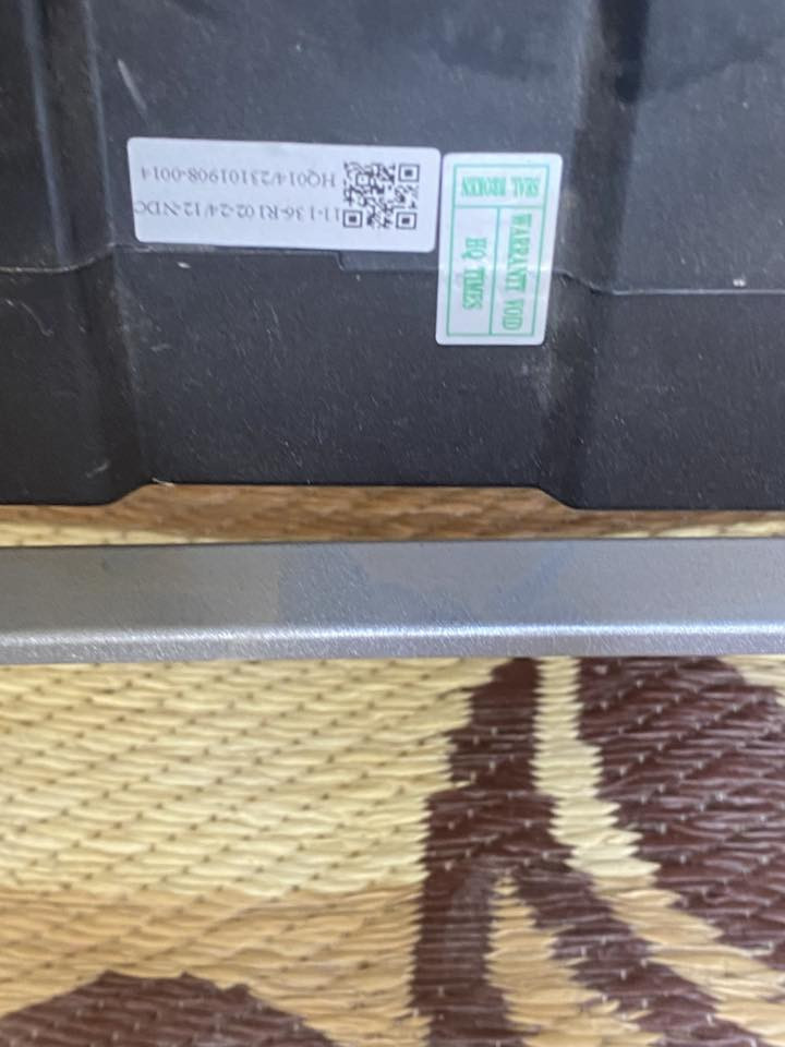 كرسي شحن متحرك استخدام واحد فقط السعر 850 الف العنوان كربلاء طويريج هذا رقمي متواجد على الواتساب ***********
