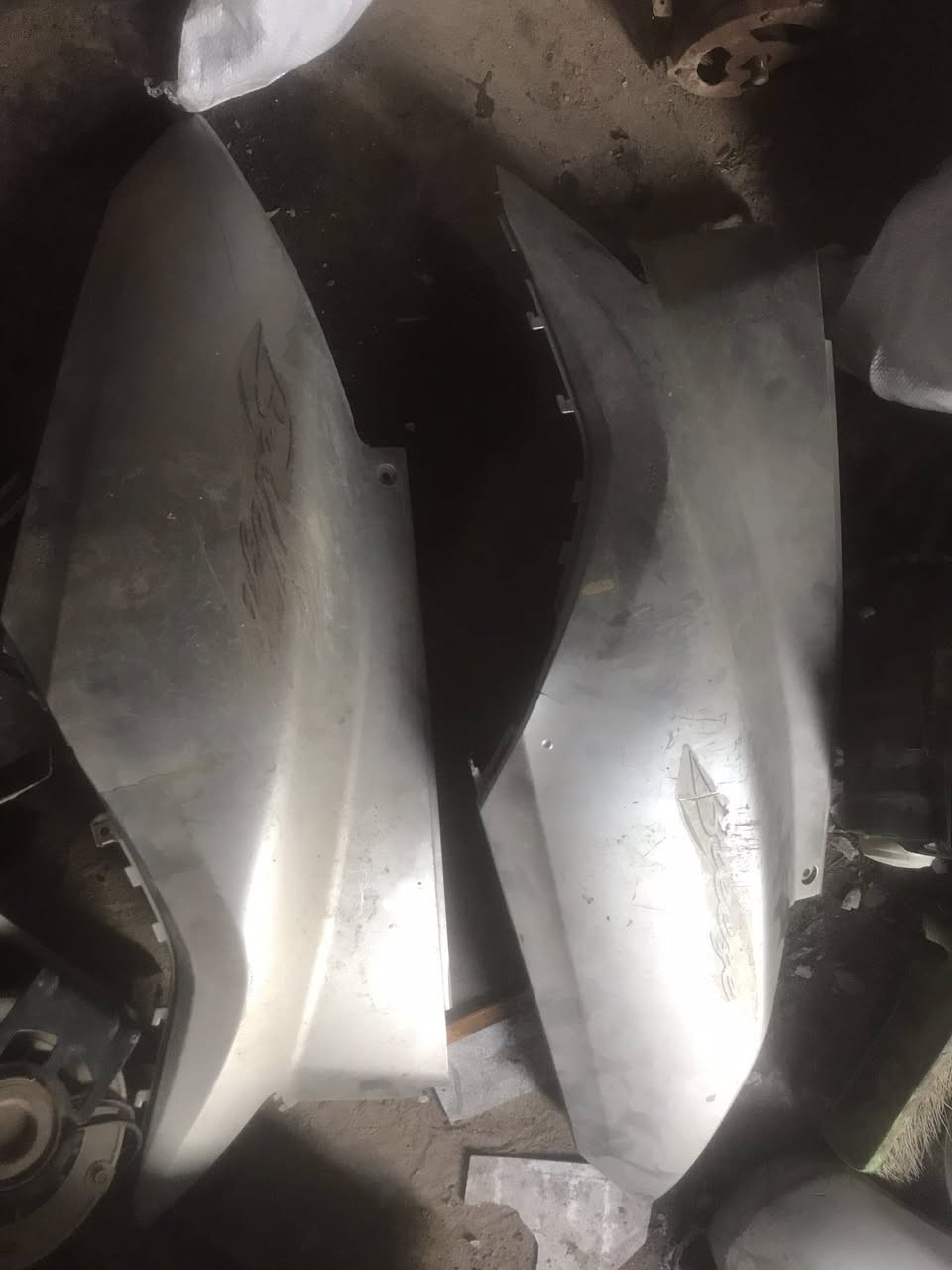 كفرات بريز
بجم وترايش￼ فقط للبيع السعر 20 الف .

العنوان بغداد بوب الشام للاتصال ***********
