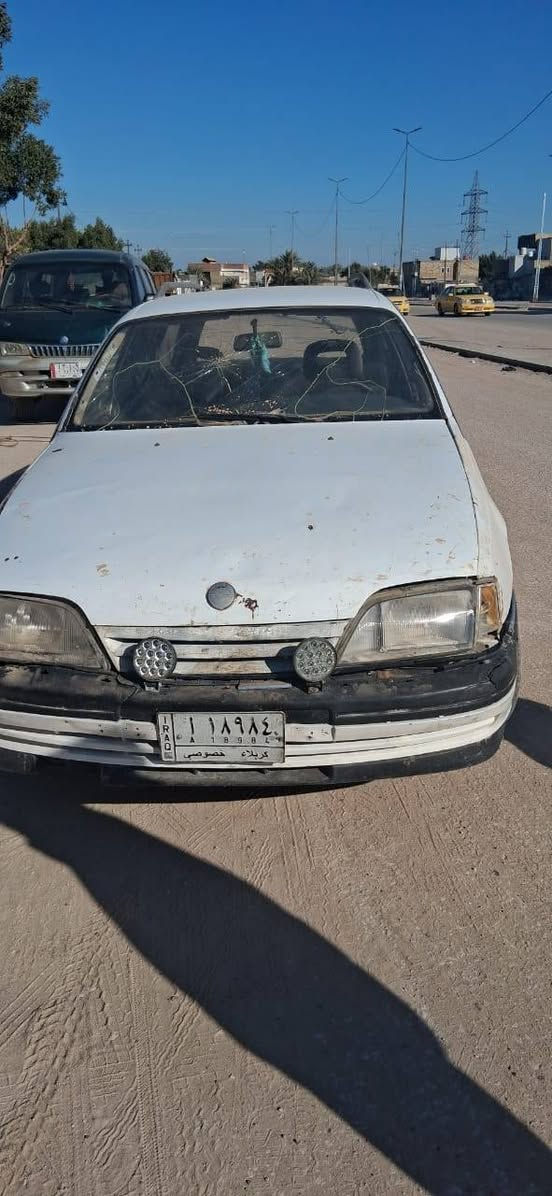 سلام عليكم اوبل البيع بدون راعي
نضيفه كهربيات كله شغاله
*********** مكيه خير من الله
