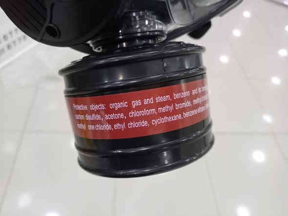 كود 61507
قناع حماية من الغبار و الغازات السامة و الكيمياويات يستخدم لحماية الغبار و دخان الحرائق و مواد صناعية و الزراعية القناع مريح للوجه تجي وياه فلتر حجم كبير 
سعر: 60 الف 

للاستفسار راسلنا على ماسنجر أو واتس اب 
***********
***********
متوفر توصيل لكافة العراق 5 آلاف
