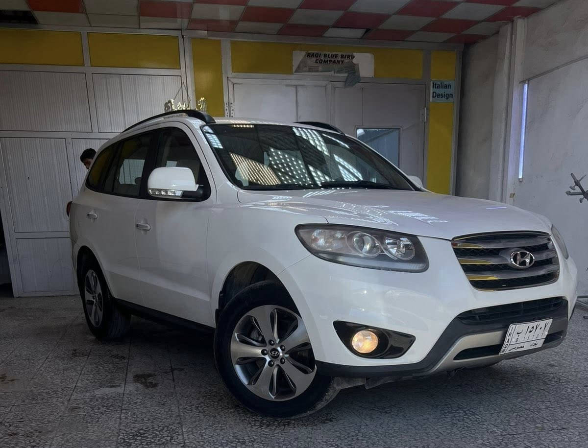 سنتافي مديل 2012 مكفوله كفاله عامه حتى الدعاميات رقم بغداد الماني باسمي بصمه تبريد 3 قطع فتحه سقف مكانه نجف 
***********
