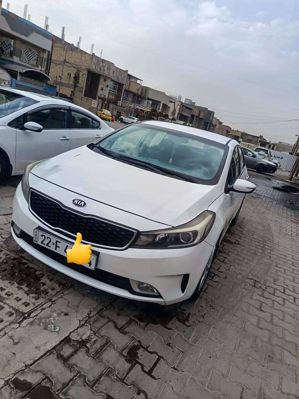 السلام عليكم سياره سيراتو البيع مديل 2017 موصفات نص فول خليجي كفاله عامه رقم اربيل انكليزي سياره احله من الصوره اتصل عل خط ***********
