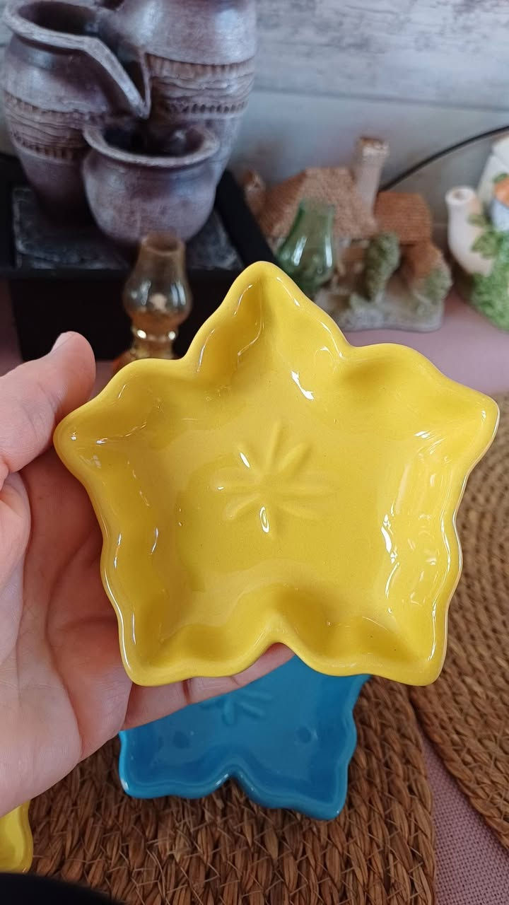 مجسمات 🍁🍁🍁 اوراق الخريف 
بالوان ربيعية زاهية 🥰🥰🥰
العدد ٦ كلهم ب٥٠٠٠
للحجز المراسلة على الخاص 
التوصيل جميع محافظات العراق


**إذا كنت صاحب هذا الإعلان وتريد حذفه لأي سبب، رجاءا أرسل رسالة إلى الدعم الفني**