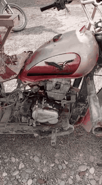 سلام عليكم موجود ستوته تواير جدد وياله جدد محرك نضيف شاصي جديد بودي جديد العنوان الشرقاط الاساحل الايسر قريه سديره سفلى رقم 0785 516 7406السعر 400وبيه مجال
