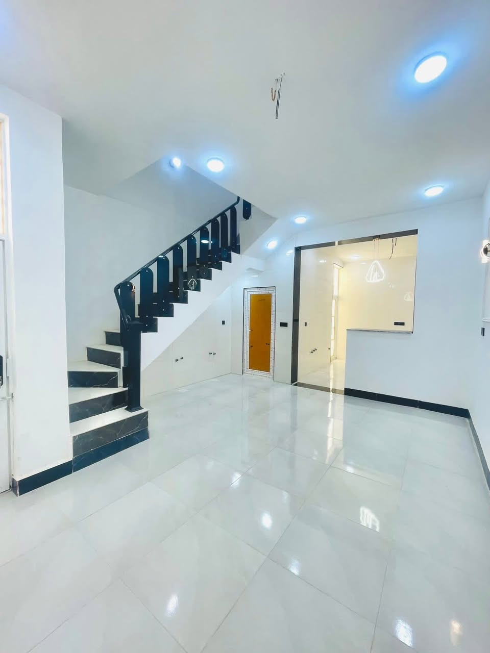 سلام 🙋‍♂️
#دار_مساحه_١٠٠_م مربعه

طابو زراعي سند ٢٥ صرف

النجف #ملحق ميسان خلف سكله الكرعاوي 
السعر٤٥ مع المجال 
بناء ممتاز 
بناء ممتاز 

درجه اولى ) 
***********
يوجد واتساب
***********
